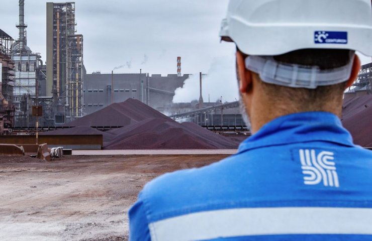 Emirates Steel, a leading steel company in the Middle East, is acquired by Arkan Building Materials Company