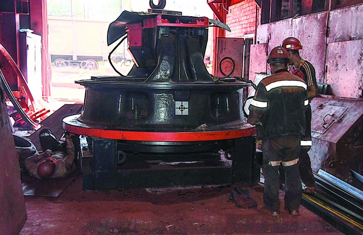 Zaporozhye iron ore plant modernized crushing and sorting plant