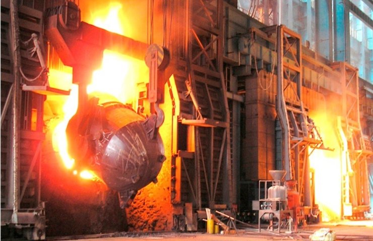Director of a steel plant arrested in Tangshan for smelting pig iron