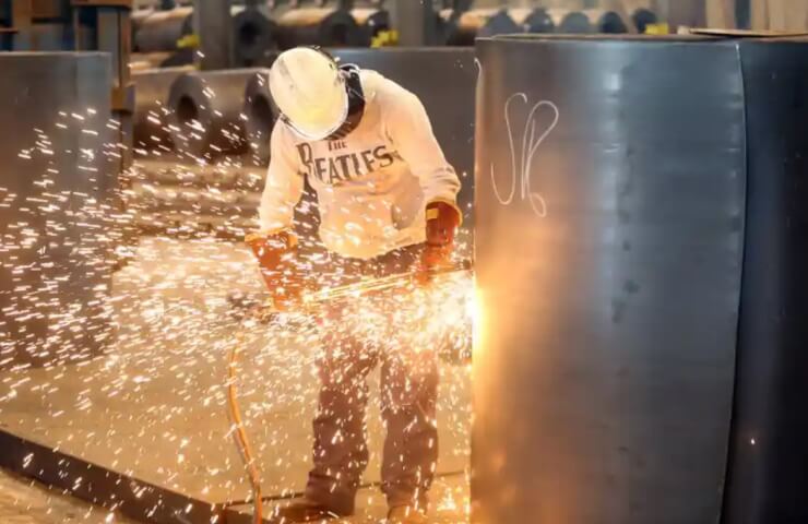 UK introduces 35% duties on imports of Russian metals