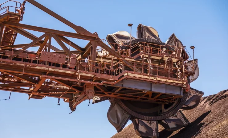 Tangshan government crackdown crashes iron ore quotes