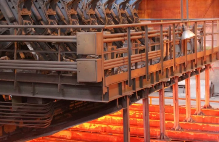 The converter shop of the steel plant in Kamensky, Dnepropetrovsk region, resumed work