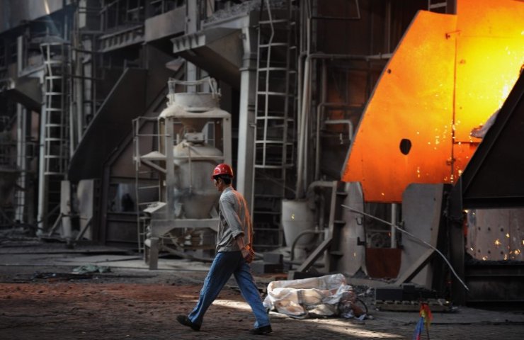 ArcelorMittal slashes global steel consumption growth forecast