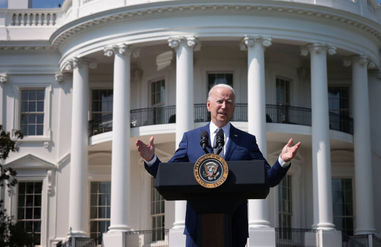 The United States will increase duties on more than 100 types of metals, minerals and chemicals from Russia
