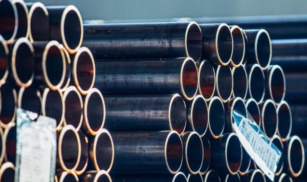 Prices for structural steel pipes fell to two-year lows by mid-April 2025.