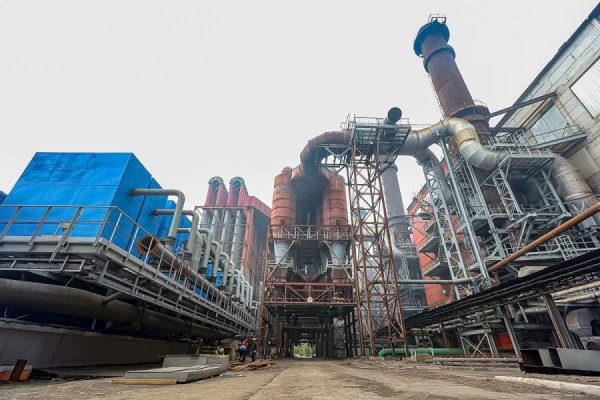 Chelyabinsk Electrometallurgical Plant transfers all administrative staff to a four-day working week