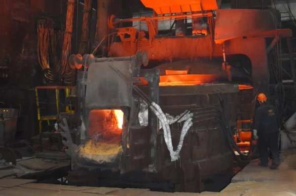 Zlatoust Metallurgical Plant has launched an electric arc furnace after major repairs
