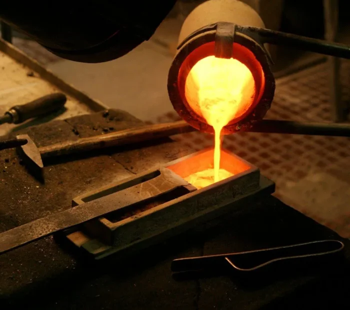 Steel and cast iron production in Ukraine decreased in early 2026