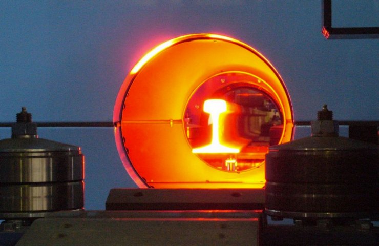 Stops ArcelorMittal steel plant in Poland