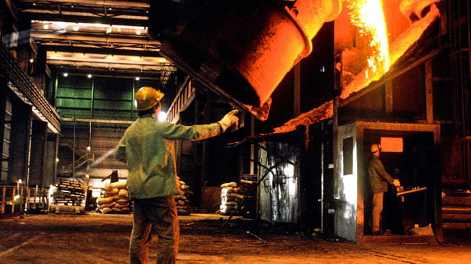 The US President re-imposes tariffs on steel and aluminum from Brazil and Argentina