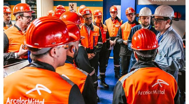 The largest steel plant in Europe closed on quarantine