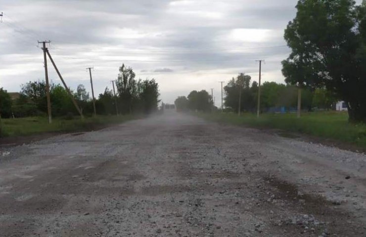 In Kherson region a road of regional significance poured metallurgical slag