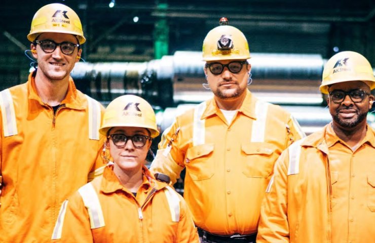 Why Credit Suisse downgraded AK Steel by two notches at once