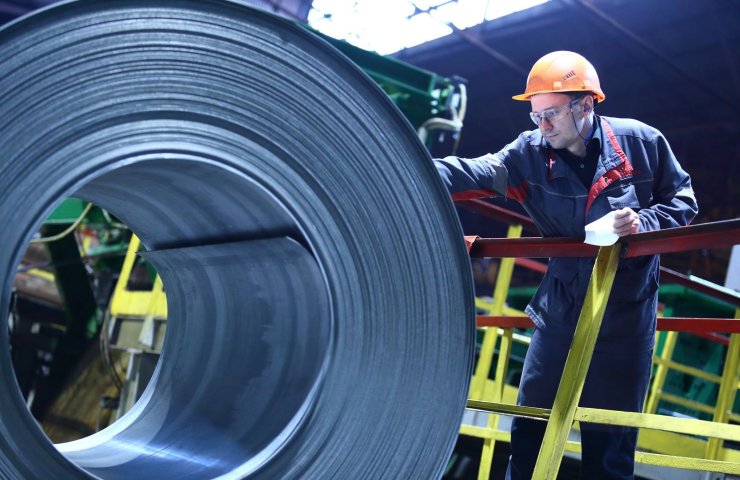 Trade unions demand to increase salaries for metallurgists and miners of Ukraine