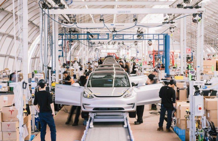 США стимулируют импорт лития для батарей электромобилей