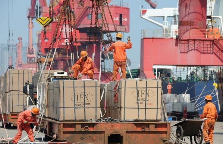 Азия посчитывает убытки от торговой войны Китая и США
