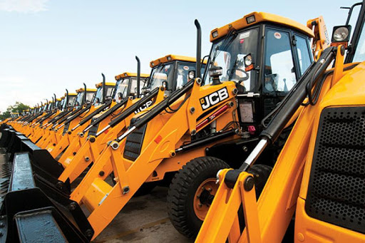 Британский производитель спецтехники JCB сокращает производство из-за коронавируса
