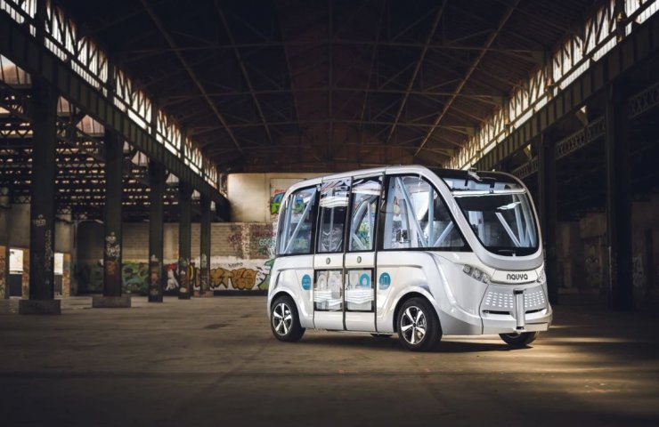 Южнокорейская компания Caris начнет производство электрических автобусов на Южмаше