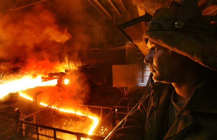 За полгода украинское производство стали сократилось почти на 8%