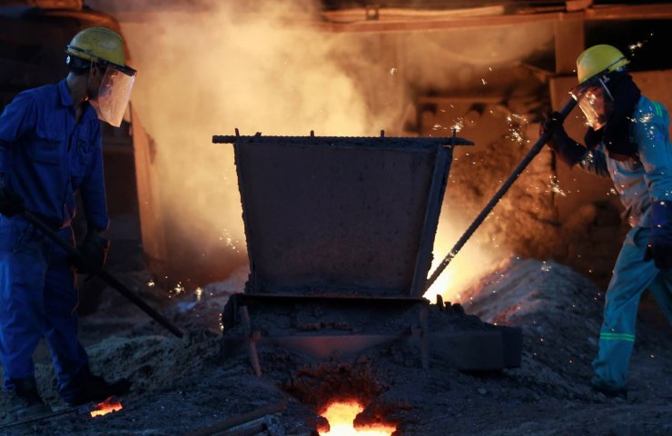 Китай продолжит «решительное сокращение» мощностей по производству стали в 2021 году