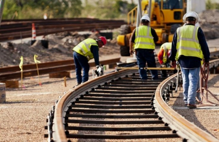 Укрзализныця в 2021 году планирует обновить почти 400 км путей