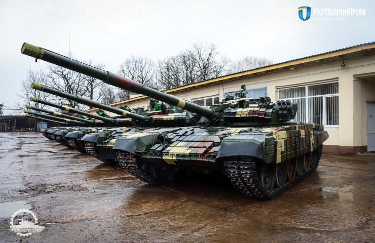 Львовский бронетанковый завод отправил на фронт партию танков Т-64 и Т-72 в полной боеготовности