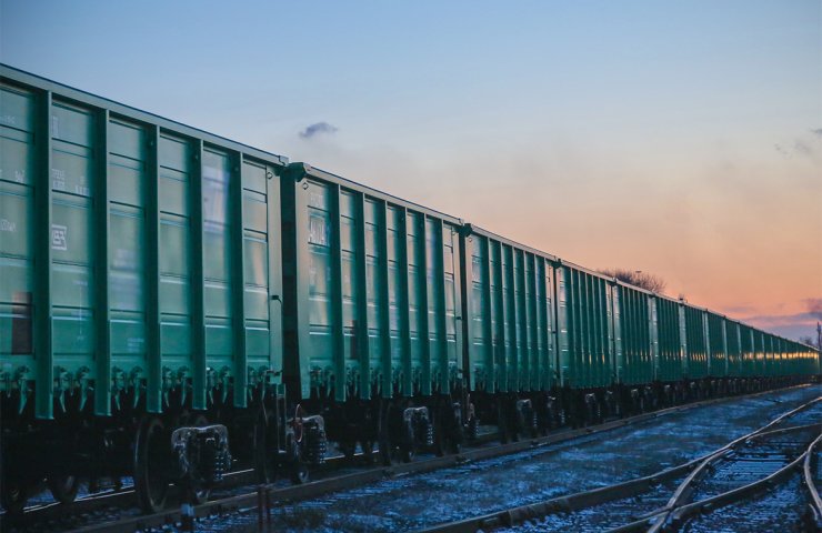 Уралвагонзавод заключил контракт на 3 тысячи полувагонов
