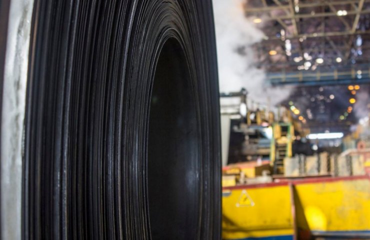 ArcelorMittal подняла цены на горячекатаную сталь в Европе выше 1000 евро за тонну