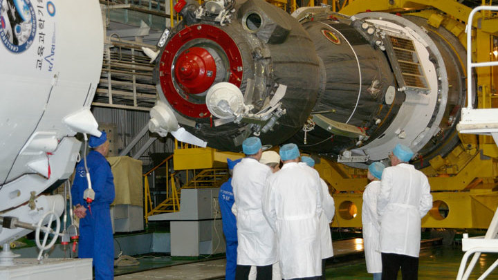 Космическая отрасль России сообщила о рисках связанных с санкциями США и ЕС
