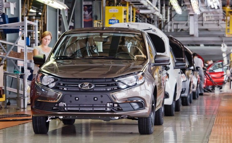 АвтоВАЗ четвертый раз с начала года поднял цены из-за подорожания металлопродукции