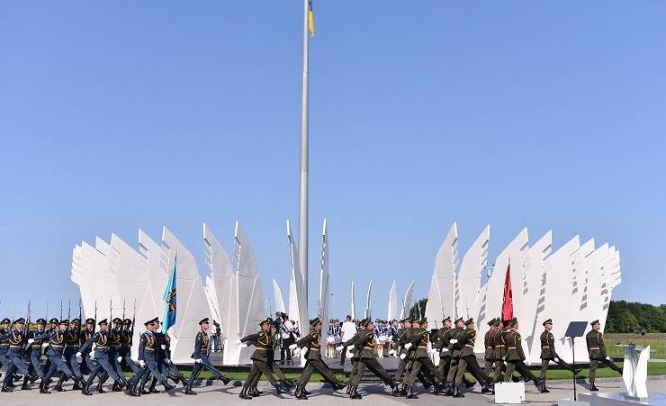 В Черкасской области открыли арт-объект из стали Метинвеста
