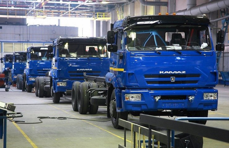 КАМАЗ отказался от планового корпоративного отпуска в 2022 году из-за большой загрузки производства