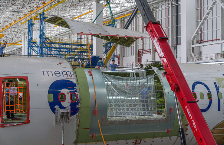 Boeing запустил в Китае первую производственную линию грузовых самолетов 767-300 BCF