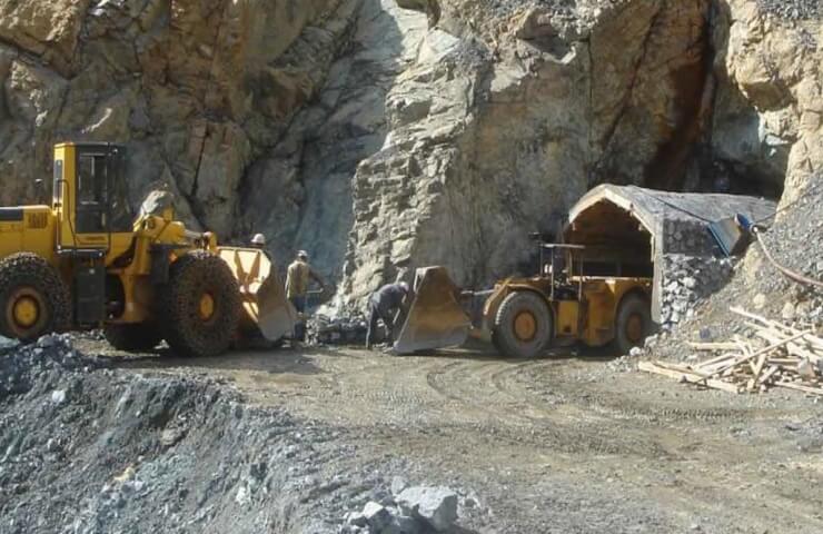 Турецкая компания Eti Krom приостанавливает экспорт феррохрома и хромовой руды