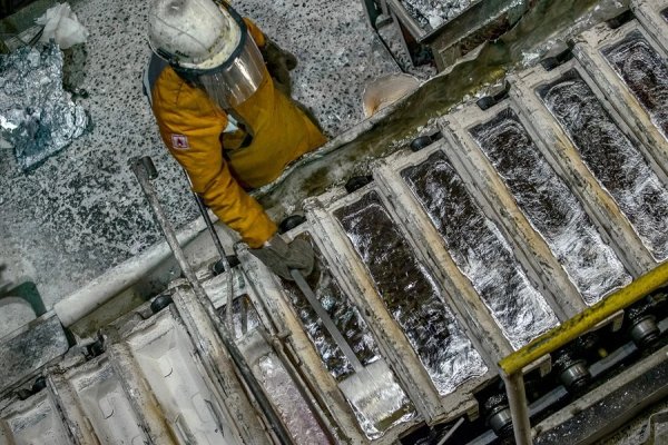 Российские производители поставили в Китай в апреле 2025 года рекордное количество алюминия