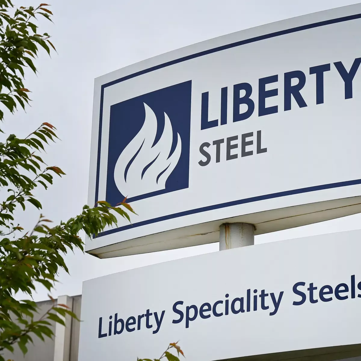 Liberty Galaii снова выставили на аукцион со скидкой