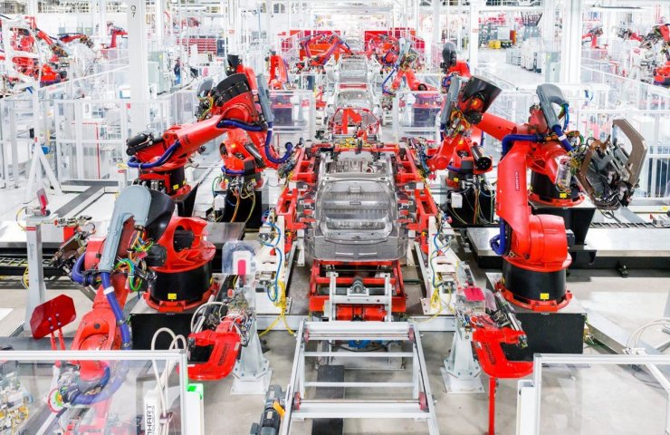 Tesla представила нові алюмінієві сплави для деталей електромобілів