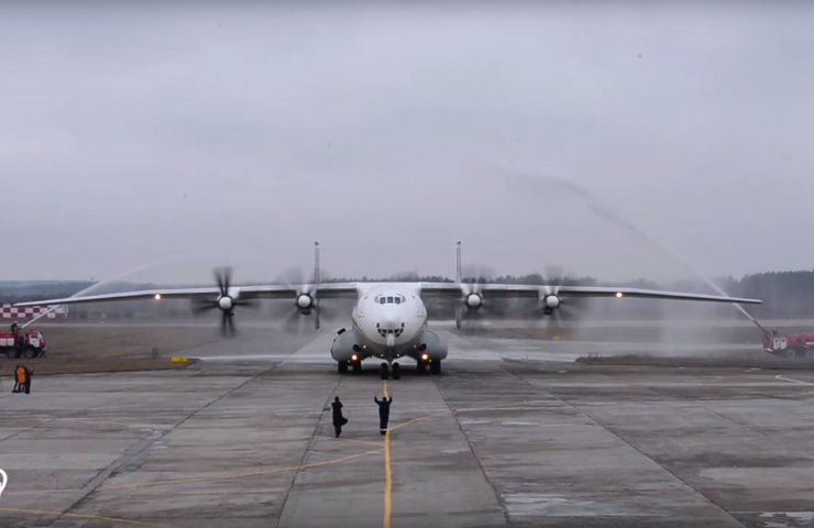 Сьогодні 55 років з дня першого польоту українського Ан-22 «Антей» (Відео)