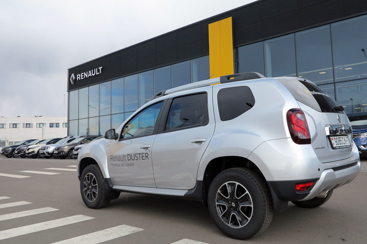 Продажі нових авто в Україні за березень скоротилися на 15%