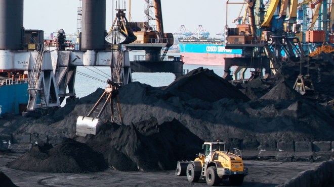 Перевалка руди в порту Південний збільшилася за півроку на 80%