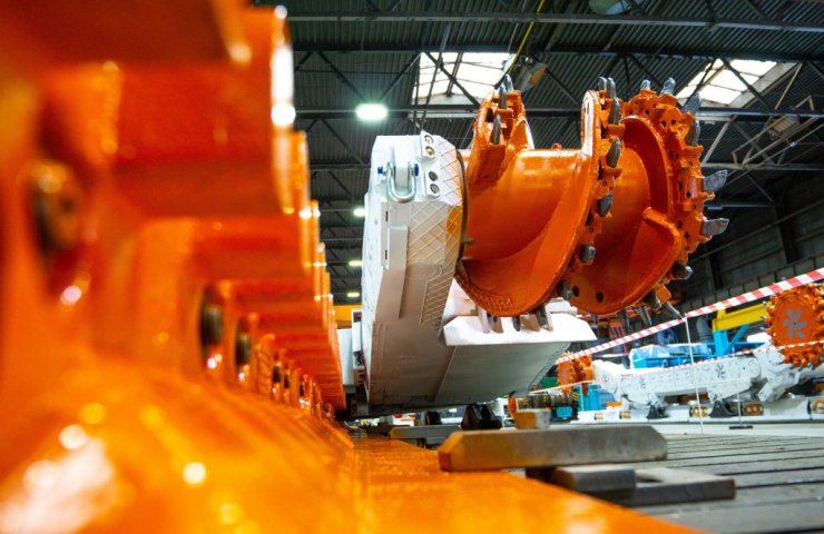 На CorumExpo презентували перший в Україні комбайн для видобутку вугілля на надтонких пластах