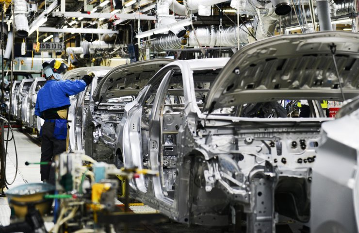 Toyota у вересні поставила рекорд виробництва і продажів автомобілів