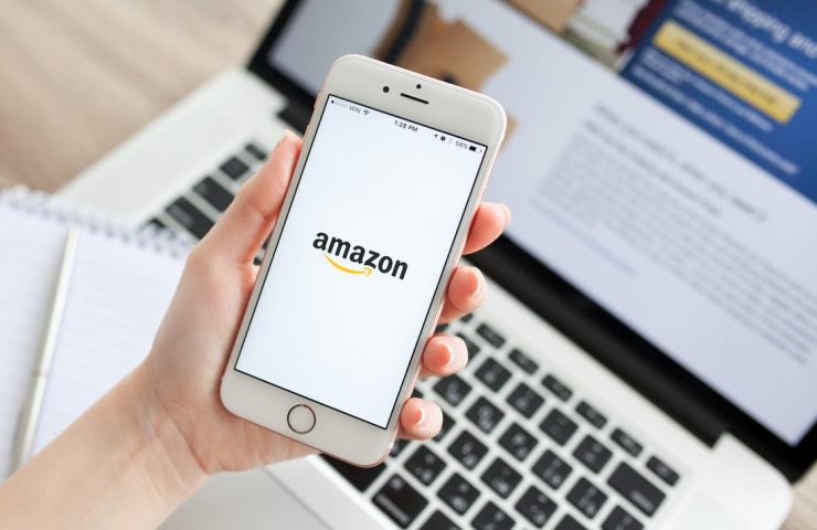 Amazon скасувала рекламу  "чорної п'ятниці " у Франції через пандемію