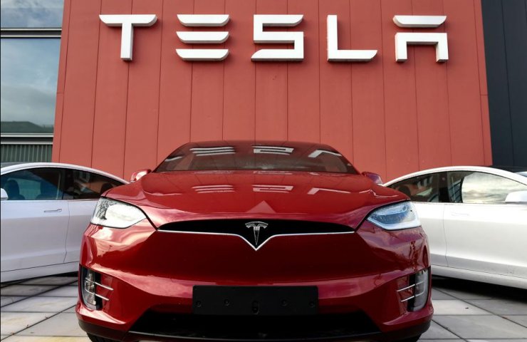 Tesla увійде в індекс S & P 500 до кінця поточного року