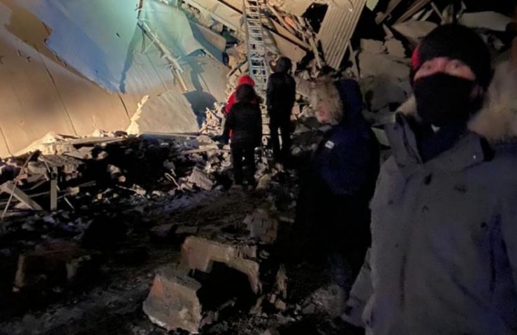 На Норільській збагачувальній фабриці загинув співробітник, ще кілька людей опинилися під завалами