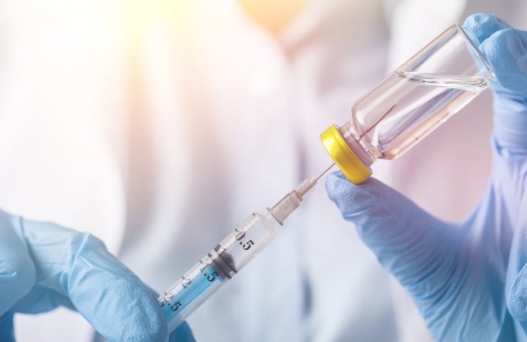 Дніпроспецсталь відрапортувала про успішне проходження першого етапу імунізації від COVID-19