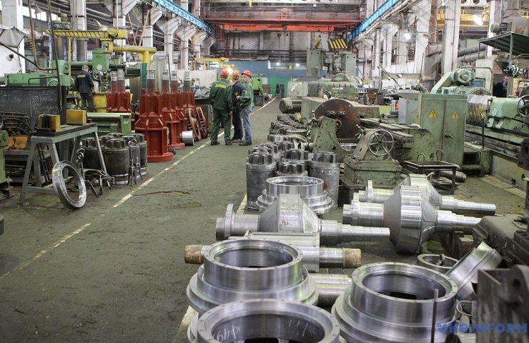 Завод «Електроважмаш» почав закуповувати матеріали за векселями