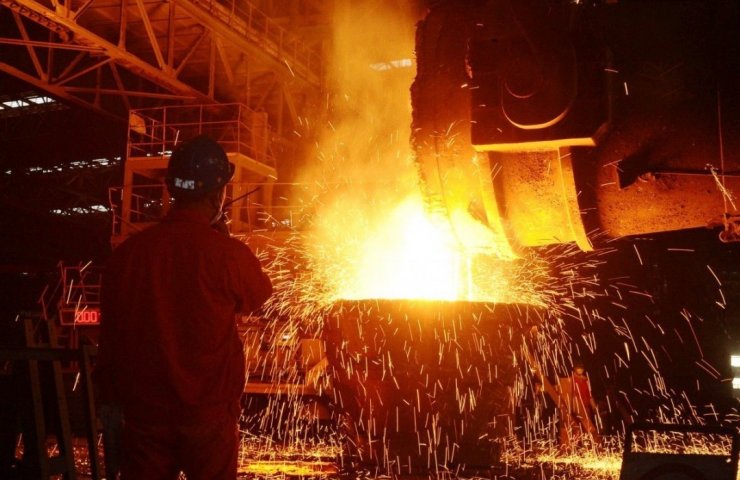 В Україні продовжують простоювати 10 із 15 сталеплавильних електропечей