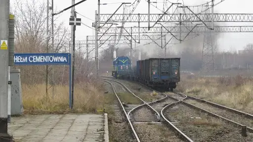 Україна зупинила транзит російського зрідженого газу до Польщі