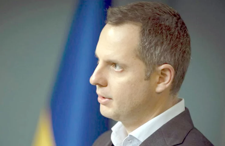Колишній директор Запоріжсталі: новини про вторгнення Росії коштують Україні $3 млрд на місяць